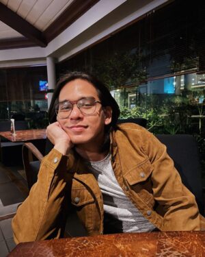 Rangga Azof Instagram - Hay.. halo