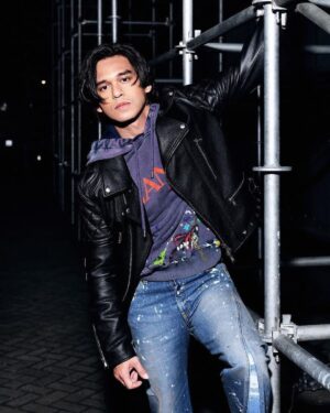Rangga Azof Instagram - 🔥
captured by @wongsim 
makeup by @bubahalfian 
hairstyling @opick_hairstylist
Outfits from @storyoflanvin 
styled by @revashion
fashion team @fahadscale