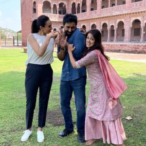 Rannvijay Singha Instagram - Season 3 #mismatched, First day of shoot for me.
In the past 2 seasons we have become family, waiting to meet  all these crazy amazing beings to create a great season and awesome memories too!
We have had good times and we are grateful for them and thankful for all the love we have received.
God has been kind and hopefully will continue to be!
To another one 🥂.
#satnamwaheguru 🙏🏼🌑