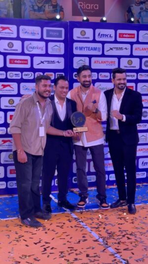Rannvijay Singha Instagram - What an amazing season! @realkabaddileague season 3 was a runaway hit! Now we gotta build from here! Let’s do it brothers @shubhamchoudhary58 and @lavish.choudhary_official