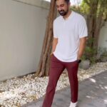 Rannvijay Singha Instagram - Louis Philippe’s new Luxury Sneakers are the perfect blend of style and comfort. These versatile kicks will elevate your wardrobe and make every moment extraordinary. Follow @louisphilippeindia to see all the styles! I have got my pair now its time for you to go and grab yours from your nearest store today or shop from shop from www.louisphilippe.abfrl.in. #louisphilippe #luxurysneakers #inmotion Campaign- @miletalent