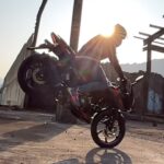 Rannvijay Singha Instagram - What do you think my favorite motorcycle stunt is? Also what’s yours? #donttrythisathome🚫 #ridesafe #wearahelmet #wearyourgear #stuntrider #borntoride #backtobasics #bikerboy