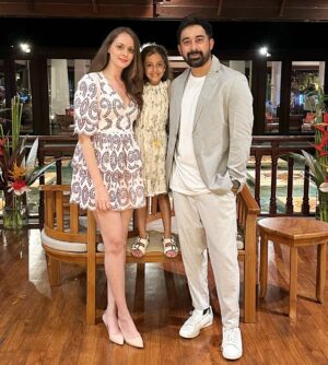 Rannvijay Singha Instagram - #sneakers with formal? Suits?- Yes 💯! Which one is ur favorite fit? Favorite sneaker ? Share ur picture wearing sneakers with formals too, use the #whatdafit !
#whatdafit #fashion #style #sneakerhead #sneakerheadindia 

👟
1. END x ASICS GEL-Lyte III
2. AIR JORDAN 1 MID ‘MILAN’
3. Travis Scott x Fragment x Air Jordan 1 Low
4. Adidas Originals Stan Smith trainers
5. Air Jordan 3 ‘Dark Mocha’ 
6. GEL-LYTE V ‘MULTI’
7. Adidas GAZELLE 
8. Puma x peanuts Ralph Sampson 
9. Patta x Nike Air Max ‘Rush Maroon’
10. NIKE AIR MAX 1 PREMIUM WABI-SABI