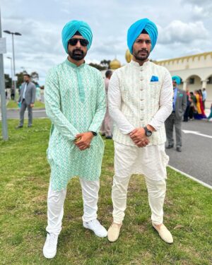 Rannvijay Singha Instagram - I love wearing Indian clothes and obviously with #sneakers !
Swipe ⬅️ to see Last few fits , which one is your favorite fit? #indianwear #fashion #whatdafit 

Share ur Indian wear pics with #whatdafit !

👟 
1. TIFFANY & CO. X AIR FORCE 1 LOW ‘1837’
2. Nike Air Max 1 PRM ‘Dia De Muertos’
3. REEBOK CLUB C 85 - 35TH ANNIVERSARY
4. Nike Air Max 1/97 ‘Sean Wotherspoon’
5. Travis Scott x Air Jordan 1 Low OG “Reverse Mocha”
6. ASICS Men’s Japan S Sneaker white/midnight
7. Travis Scott x Air Jordan 1 Low “Black Phantom
8. Air Jordan 3 ‘Knicks’ 
9. Air Jordan 1 Low “Shattered Backboard”
10. JORDAN 1 LOW FRAGMENT DESIGN X TRAVIS SCOTT 

#sneakerdon #sneakerheadsindia