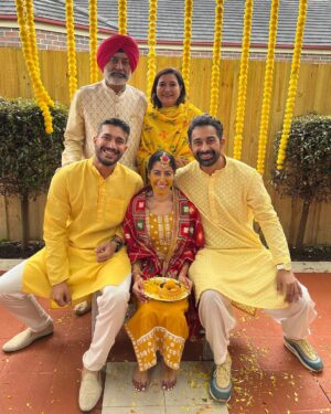 Rannvijay Singha Instagram - I love wearing Indian clothes and obviously with #sneakers !
Swipe ⬅️ to see Last few fits , which one is your favorite fit? #indianwear #fashion #whatdafit 

Share ur Indian wear pics with #whatdafit !

👟 
1. TIFFANY & CO. X AIR FORCE 1 LOW ‘1837’
2. Nike Air Max 1 PRM ‘Dia De Muertos’
3. REEBOK CLUB C 85 - 35TH ANNIVERSARY
4. Nike Air Max 1/97 ‘Sean Wotherspoon’
5. Travis Scott x Air Jordan 1 Low OG “Reverse Mocha”
6. ASICS Men’s Japan S Sneaker white/midnight
7. Travis Scott x Air Jordan 1 Low “Black Phantom
8. Air Jordan 3 ‘Knicks’ 
9. Air Jordan 1 Low “Shattered Backboard”
10. JORDAN 1 LOW FRAGMENT DESIGN X TRAVIS SCOTT 

#sneakerdon #sneakerheadsindia