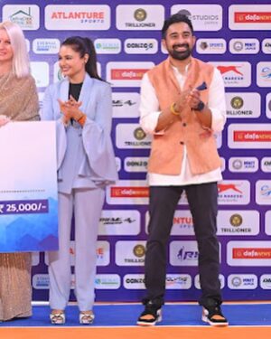 Rannvijay Singha Instagram - I love wearing Indian clothes and obviously with #sneakers !
Swipe ⬅️ to see Last few fits , which one is your favorite fit? #indianwear #fashion #whatdafit 

Share ur Indian wear pics with #whatdafit !

👟 
1. TIFFANY & CO. X AIR FORCE 1 LOW ‘1837’
2. Nike Air Max 1 PRM ‘Dia De Muertos’
3. REEBOK CLUB C 85 - 35TH ANNIVERSARY
4. Nike Air Max 1/97 ‘Sean Wotherspoon’
5. Travis Scott x Air Jordan 1 Low OG “Reverse Mocha”
6. ASICS Men’s Japan S Sneaker white/midnight
7. Travis Scott x Air Jordan 1 Low “Black Phantom
8. Air Jordan 3 ‘Knicks’ 
9. Air Jordan 1 Low “Shattered Backboard”
10. JORDAN 1 LOW FRAGMENT DESIGN X TRAVIS SCOTT 

#sneakerdon #sneakerheadsindia