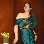 Raveena Tandon Instagram - Eat your greens! I wear my greens as well 😆💚