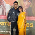 Ravi Kishan Instagram - Saare ke saare sitaare aa pahunche hai #LaapataaLadies ki khoj mein! Aap kaha hain? 🤩 @nitanshigoelofficial @pratibha_ranta @ss_this_side @chhaya.kadam.75 @ravikishann #Aamirkhan @raodyness #JyotiDeshpande @aamirkhanproductions @kindlingindia @officialjiostudios @tseries.official @bookmyshowin @pvrpictures @biplabgoswamicinema @snehadesaiofficial @ramsampathofficial @swanandkirkire @prashantpandeyofficial @divynidhisharma @shreyaghoshal @arijitsingh @sukhwindersinghofficial @sonamohapatra @mastercutpictures @antaraclicks @farooquinaved