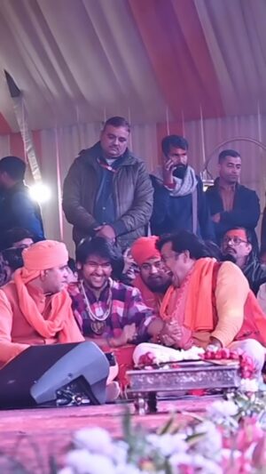 Ravi Kishan Instagram - Jai Shree Ram 🚩

#jaishreeram #ayodhya #ayodhyakeram #rammandirayodhya #bageshwardhamsarkar #bageshwar #trending #reelsinstagram #ravikishan