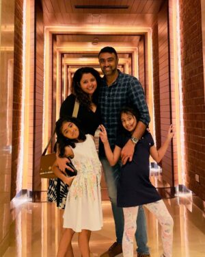 Ravichandran Ashwin Instagram - La Familia ❤️❤️❤️