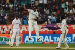 Ravichandran Ashwin Instagram - 1-1  A break before we resume the tussle again at Rajkot.

What a series it has been so far☺️👏👏 #indvseng🇮🇳