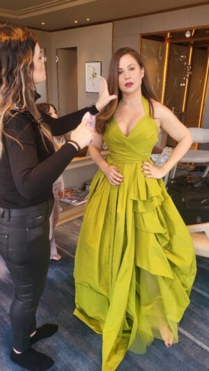 Raya Abirached Instagram - Thank youu @shangrilalondon for the best view ahead of @bafta yesterday!

@bulgari 
@zuhairmuradofficial 
@eleniliatsoumakeup 
@stellatsiledaki 
@cedrichaddad