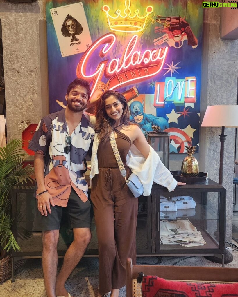 Reba Monica John Instagram - Happy happy 30th birthday baby! What better place to bring in the dirty 30 other than Bangkok 😅 Just know I'm so proud of everything you're doing, and I couldn't be blessed with a better partner. Thanks for being the light in my life. I love you ♥️ Also, hooked to this song now 🤣 To being goofy and doing whatever we like 🍻 #birthday #bangkok #traveldiaries #dirtythirty #bringiton #coldplay 🎂🥳🎊 Luka Bangkok