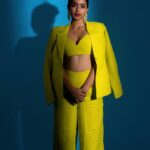 Reba Monica John Instagram - “When you remember who you are, the game changes”💥 Felt so powerful in this attire! Confident and strong 💪🏽 like I can achieve anything. And it’s true. They really do have that power! Meet the fabbbb team 👇🏼💫 Styling @keerthysampath Photographer @palaniappansubramanyam MUA @prakatwork Outfit @nidhiandmahak Earrings @truptimohta.in Hair @noormakeup_mehndi #highfashion #suitedup #linenlove #slaying