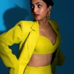 Reba Monica John Instagram - “When you remember who you are, the game changes”💥 Felt so powerful in this attire! Confident and strong 💪🏽 like I can achieve anything. And it’s true. They really do have that power! Meet the fabbbb team 👇🏼💫 Styling @keerthysampath Photographer @palaniappansubramanyam MUA @prakatwork Outfit @nidhiandmahak Earrings @truptimohta.in Hair @noormakeup_mehndi #highfashion #suitedup #linenlove #slaying