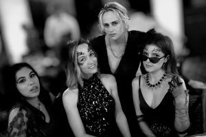 Rebel Wilson Instagram - Bellas Be Balling 💚 📸: @markhapka @marcganzi #EmeraldCity @worldpolopride