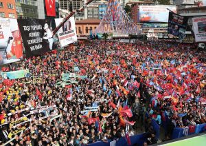 Recep Tayyip Erdoğan Instagram - Emeğin ve emekçinin, mübarek alın terinin, kara elmasın şehri Zonguldak… Teşekkürler Zonguldak! 🇹🇷
