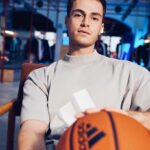 Recep Usta Instagram - #işbirliği - Dön önce başladığın yere, Sonra daime ileriye.. Hatırla seni neyin ateşlediğini Her zaman Tutkunu hatırla @adidas.turkiye @houseofsuperstep @midsolemag