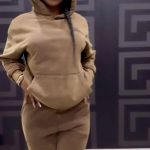 Reginae Carter Instagram - Rainy Dayzz 💧 Sweatsuit @eregant_clothing 🤎