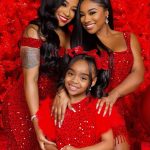 Reginae Carter Instagram - Happy Holidays 🎁 📸 @dreanicolephotography