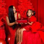Reginae Carter Instagram - Happy Holidays 🎁 📸 @dreanicolephotography