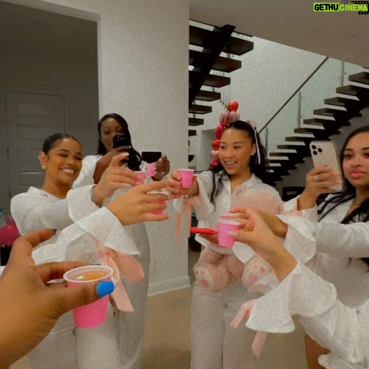 Reginae Carter Instagram - Galentines With My Girls💗 A Time Was Had 🥳