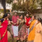Reshma Pasupuleti Instagram - Trending reel with Seethraman team #trendingreels #instareels #reelitfeelit #viewforview #reelsofinstagram #dance #seethraman #viralreels#instagood #
