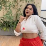 Reshma Pasupuleti Instagram - Some days you just got to go with flow #vibe as you go & keep smiling 😊 #awesomeday #blessed #grateful #loved #reel #reelinstagram #reelinsta #reelviral #reelindia #reelchennai #reellover #reelitfeelit❤️❤️