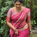 Reshma Pasupuleti Instagram - Thank you @sarvatva.chennai boutique for this amazing saree. Check their page out for the latest trending collections. ❤️