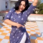 Reshma Pasupuleti Instagram - Don’t forget to be grateful, coz everyday is a new day & a new blessing #lifegoals #stayhealthy #reels #teel #reelinstagram #reelitfeelit #reef2reef #reelkarofeelkaro #mahalakshmi #nancy #sitaramamserial #zeetamil @zeetamizh 6pm