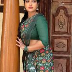 Reshma Pasupuleti Instagram - Your words will either attract a strong mind or offend a weak one 🫰