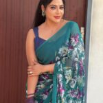 Reshma Pasupuleti Instagram - Focus on improving yourself, not proving yourself #selfcare #lovelige thank you @dharaniofficialpage @jewelhub_chennai for the saree & jewelry awesome styling 🫰