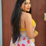 Reshma Pasupuleti Instagram - Invest your energy in people who truly value your time & presence 🫰
