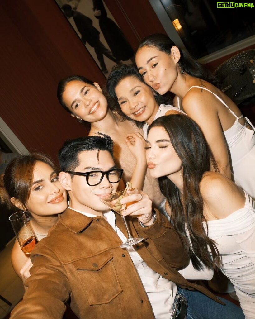 Rhian Ramos Instagram - Oh hey, glad you made it 🎉 Surrounded by love on my 33rd birthday 🤍 Thank you for these priceless memories 🥰 ‎ ‎ ‎ ‎ ‎ ‎ ‎ ‎ ‎ ‎ ‎ ‎ ‎ ‎ 📸 @meetkeso