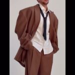 Riadh Belaïche Instagram - Astroloubi ! C’est le nom de la nouvelle paire de @louboutinworld 🚩On a voulu imaginer plusieurs univers avec toujours la même paire, inspirée du street style des années 90 ! Dites-moi quelle tenue vous préférez ? ❤️ #ChristianLouboutin 📸 @alexipav 👘 @___rrxii