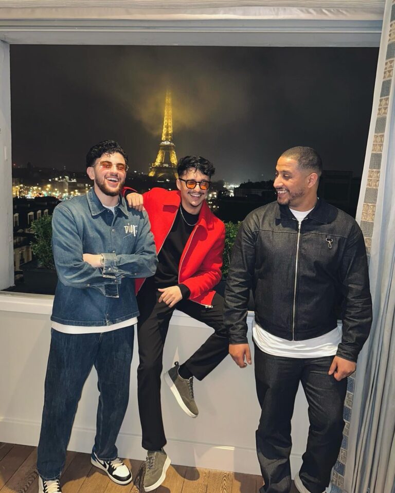 Riadh Belaïche Instagram - Les trois dans un film ? 🍿⭐️🇩🇿 باريس - Paris