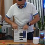 Ricardo Margaleff Instagram - No es que lo necesitara, pero decidí explorar un estimulador y tonificador muscular, y la experiencia fue electrizante. #ricardomargaleff #margaleff #compritas #shopping #elchopingdelmarga #amazon #originalpenguin #cooking #chef #amazon #compulshopper #compulshoppers #diciembre #fitness #musculo