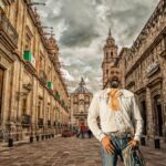 Ricardo Margaleff Instagram - Los envidiosos dirán "ayyy es photoshop" yo solo dire... VIVA MEXICO y AYYYY TAMALE !!!! 🤣🤣🤣 #Humor #Humorista #Actor #Margaleff #RicardoMargaleff #15septiembre #VivaMexico