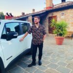 Riccardo Dose Instagram – Nessuno ha bisogno di una vacanza come chi ne ha appena fatta una.

Grazie a @locautorent per aver reso il mio viaggio così rilassante. Florence, Italy