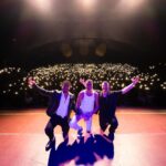 Riccardo Dose Instagram – 1/40 MONTECATINI GRAZIE 🤍
Poche volte ci è capitato di provare emozioni forti come quelle di ieri🫶🏻
Ci vediamo in tutta Italia! Teatro Verdi Montecatini Terme