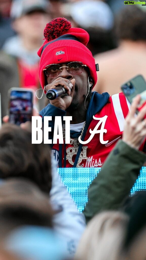 Rich Homie Quan Instagram - Leave them feeling some Type of Way... 🎙️ @richhomiequan #BeatBama Bryant-Denny Stadium, University Of Alabama