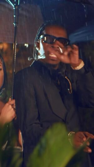 Rich Homie Quan Instagram - Bigger Problems music video out now on @youtube @youtubemusic.. Go run it up! 🤟🏿#richhomiebaby #familyandmulareloaded #biggerproblems