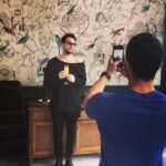 Richard Harmon Instagram - You can’t Instagram bird walls like we do. I am the only bird of Instagram. #birdsofinstagram #venusandthemimosa Sopra Sotto
