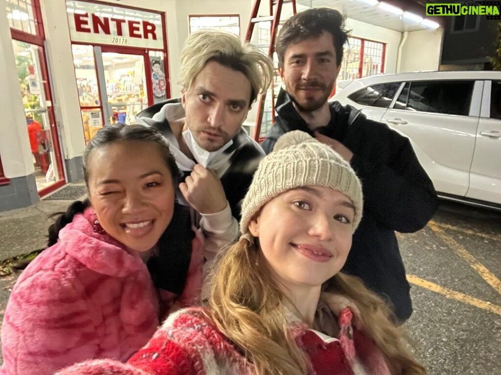 Richard Harmon Instagram - Canada! Today you get to see our show #Fakes before anyone else! Go stream it for free on @cbcgem and binge all 10 episodes of season one!