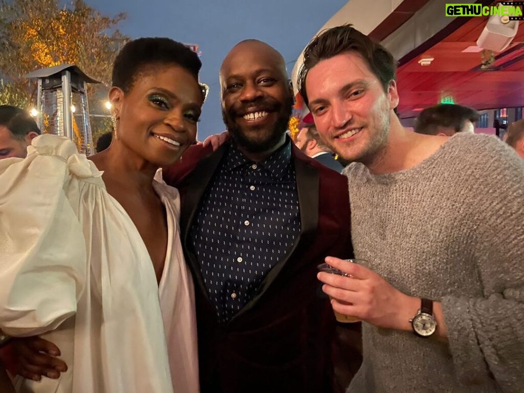 Richard Harmon Instagram - One of the great pleasures of Comic Con is running into the friends you miss and never get to see. @adinaporter @verbalberappin Hard Rock Hotel San Diego