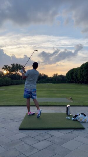 Rickie Fowler Instagram - A little wedge work after watching @cmpulisic and team USA in the World Cup…we’re pulling for you guys and thanks for the cleats! They have some serious grip but I don’t think it would go over well on the greens