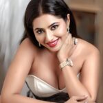 Ridheema Tiwari Instagram - Incurably Romantic ❤️‍🔥 🥰 Corset : @bunnycorsetindia Jewellery : @kickyandperky Jewellery PR : @affiliates_pr Skirt @sandsfashionhouse Footwear : @londonrag_in 📸 : @kunal_mohite_photography 💄: @shivani_makeup_and_hairstyist Hair : @makeuphair_by_surekhas Location : @blanco_bandra #corset #corsettop #eotd #bunnycorset #bunnycorsetindia #ridhiematiwari #potd #romance