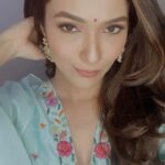 Ridhima Pandit Instagram – Bas yunhi 🥰