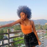Riele Downs Instagram - mangoes peaches & limes