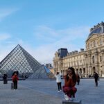 Riele Downs Instagram - food for thought Musée du Louvre